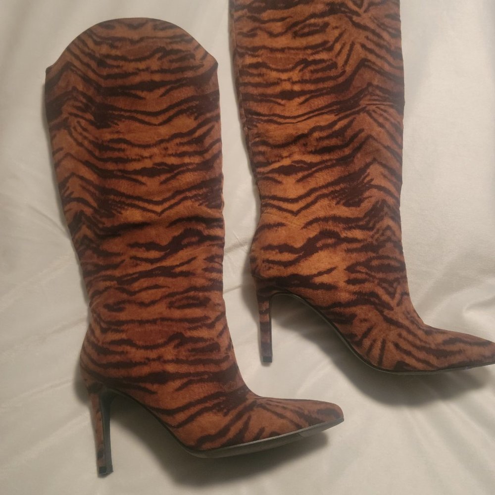 NWOT Chinese Laundry Riser Boot - Picture 2 of 5
